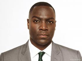 Фото актёра Адевале Акинойе-Агбаже