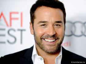 Фото актёра Джереми Пивен