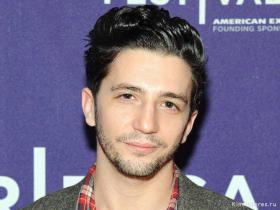 Фото актёра Джон Магаро