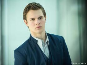 Фото актёра Энсел Элгорт