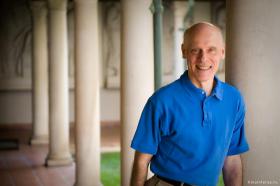 Фото актёра Хью Росс