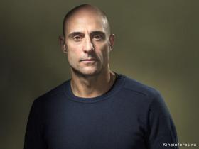 Фото актёра Марк Стронг