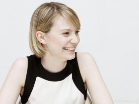 Фото актёра Миа Васиковска