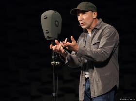 Фото актёра Саймон МакБерни