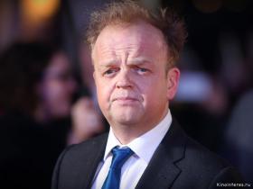 Фото актёра Тоби Джонс